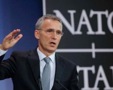 Руки геть! НАТО вимагає від Росії вивести війська