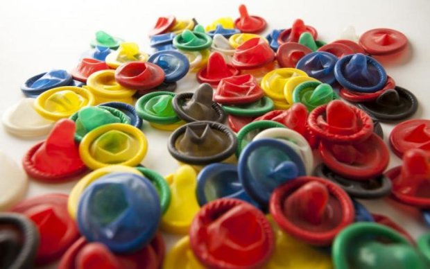 В Україні затримали серійного ковтача презервативів