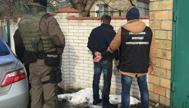 Под Киевом схватили оборотня в белом халате, любая "дурь" за ваши деньги: подробности резонансной спецоперации