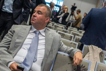 Скандальне рішення: Гладковському-Свинарчуку дозволили гуляти на волі