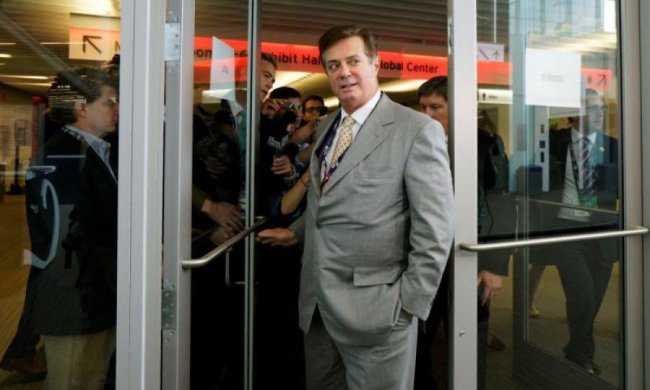 Манафорт голяка "зближався" з Януковичем заради влади