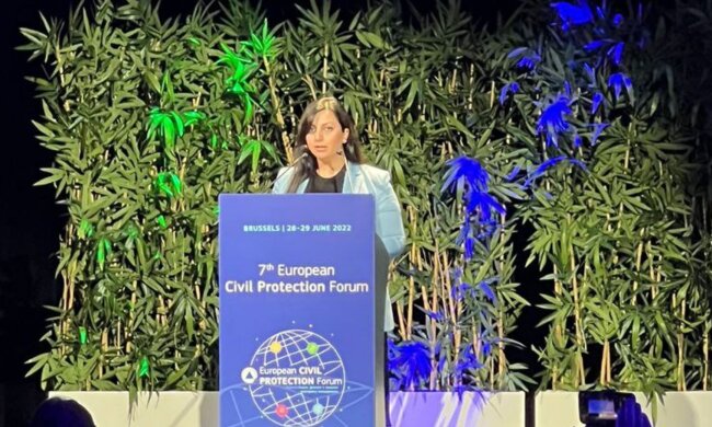 Мэри Акопян