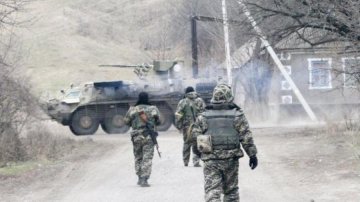 Боевиков отправляют на передовую за отказ мыть туалеты