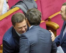 Дон Шоколоне: соцсети бурлят из-за сходки депутатов в резиденции Януковича