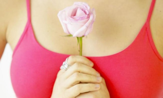 Не бюстгальтер: американка придумала, куда примостить грудь