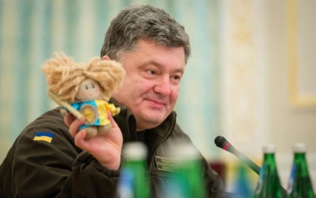Новий диктатор: Лещенко знову звинуватив Порошенка в тоталітаризмі