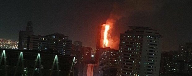 пожар в небоскребе Шарджа, скрин с видео