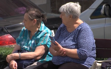 Пенсіонери. Фото: скрін youtube