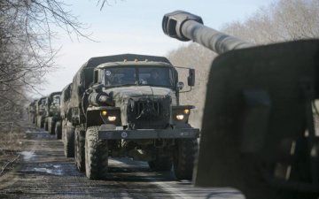 На Донбас увірвалася колона путінських бойовиків: з'явилося відео