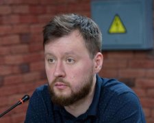 Неизвестные жестоко избили харьковского депутата