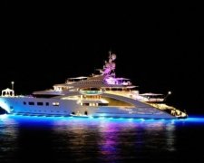 У мережі "засвітилася" розкішна яхта аграрного магната Косюка (фото)