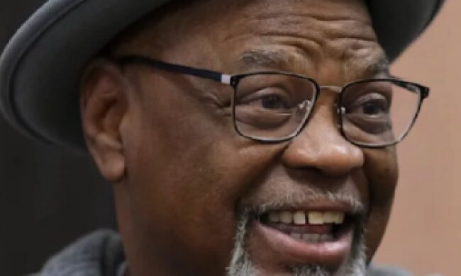 48 лет невиновный мужчина провел за решеткой: после выхода суд сделал его миллионером