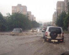 Одесские улицы на пол метра ушли под воду