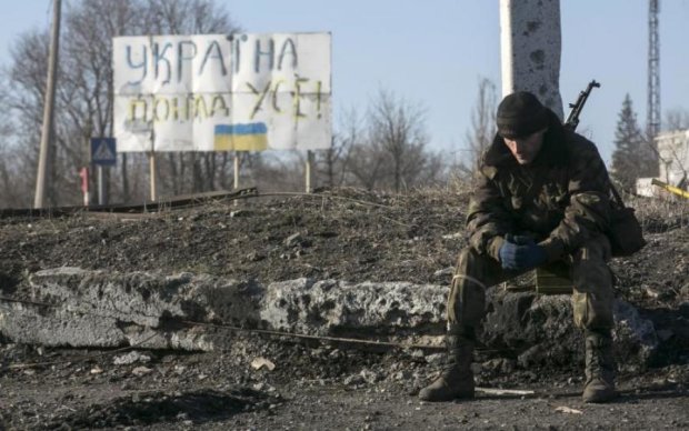 Международный эксперт рассказал о кровавой ничьей на Донбассе