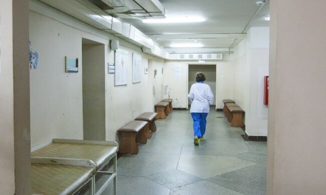 Коронавірус лютує на Львівщині - 89 підозр за лічені дні, медики валяться з ніг