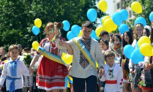 Шахов: Минобразования украло у школьников самое главное