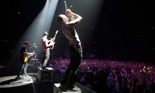 Дочь известного музыканта растрогала песней об отце и вокалисте Linkin Park