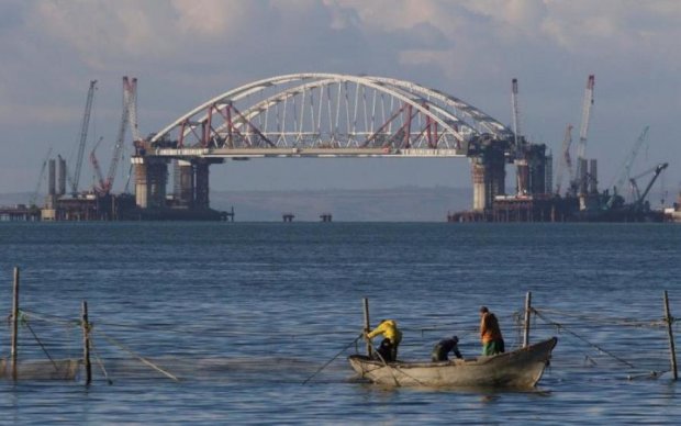 Крах Кримського мосту: росіяни знайшли цапа-відбувайла