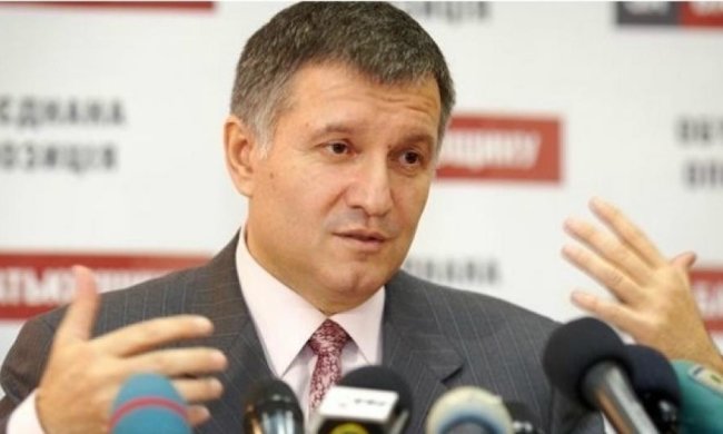 Аваков озброїть копів по-новому