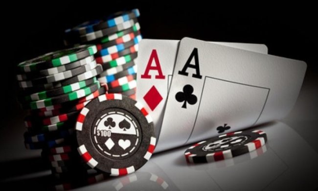 Люди виграли у робота в двотижневійї битві в покер