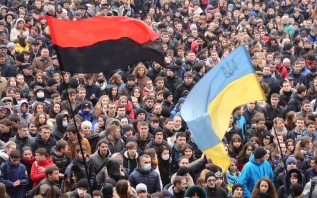 Система начнет ломаться: астрологи дали тревожный прогноз для украинцев