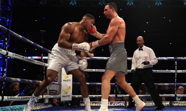 Виталий Кличко признался, что дал брату неверный совет во время боя с Джошуа