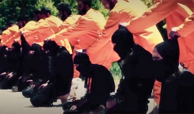 Сотню боевиков Исламского государства казнили за попытку переворота