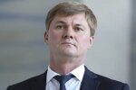 Зеленский "отчитал": глава одесской таможни Власов уволился после конфликта с президентом