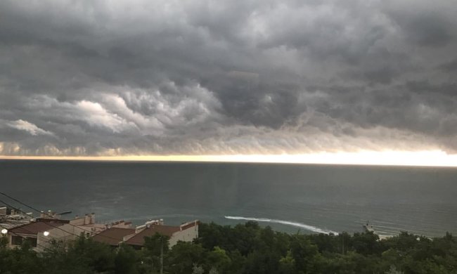 Погода на 7 вересня: дощі і холод накриють Україну