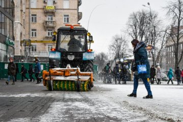 Погода на тиждень: діставайте лопати - снігу буде по коліна