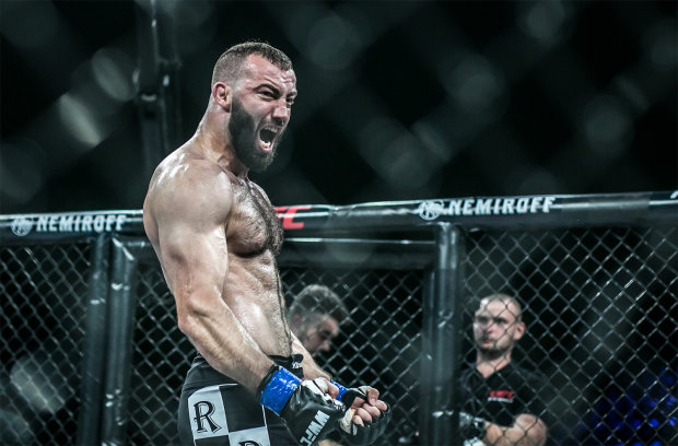 Украинец Долидзе начнет выступать в UFC