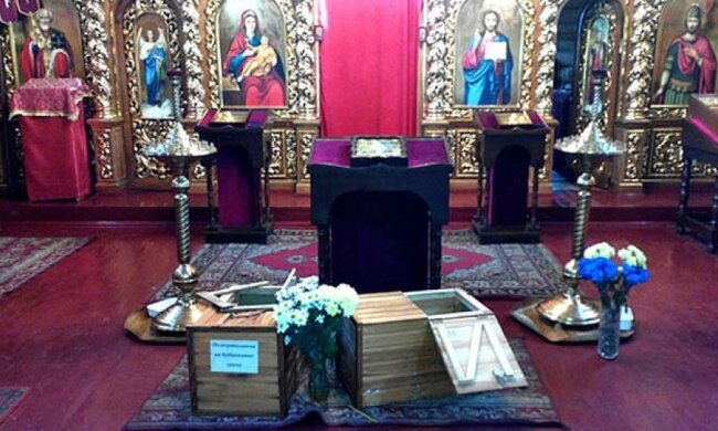 В Полтаве ограбили церковь (фото)