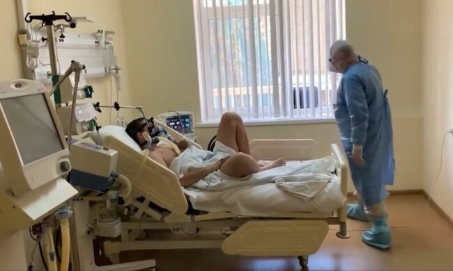 В Киеве к китайскому вирусу подключилась опасная болезнь - поражает легкие