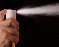 Людей труять газом і грабують у центрі Києва