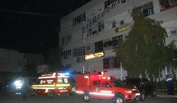 Число жертв пожара в ночном клубе Бухареста возросло до 41 человека