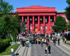 П-престиж: 10 київських вишів, що зі свистом пробили дно
