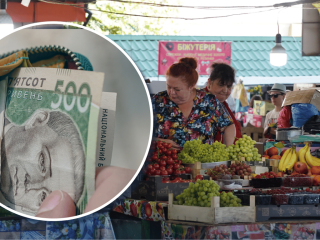 Фрукты на полках украинских супермаркетов