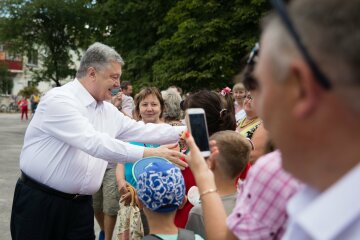 Пальчевский разразился гневом из-за жадности Порошенко: "Нужно раздать все"