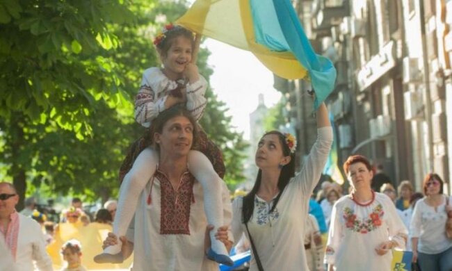 Мер Чернігова пояснив, чому ви - "хворий" і "не українець"