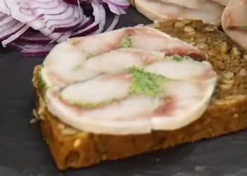 Атлантическое сало, кадр из видео