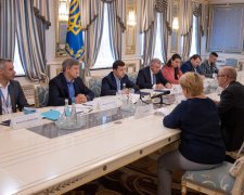 Головне за ніч: зустріч Зеленського з МВФ, повернення громадянства Саакашвілі та НП на мосту Кличка