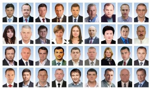 Теперь украинцы будут контролировать народных депутатов