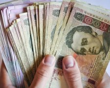 Курс валют на неделю: когда гривна наберет вес