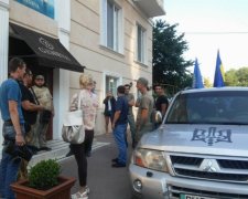 Одесситы блокировали приглашенных "Оппоблоком" поляков
