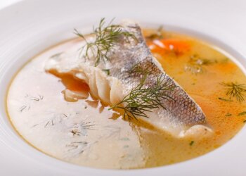 Рыбный суп, фото lefood