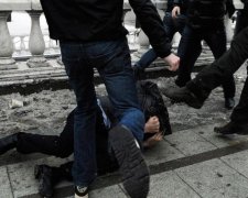 Нападника на головного декомунізатора покарали