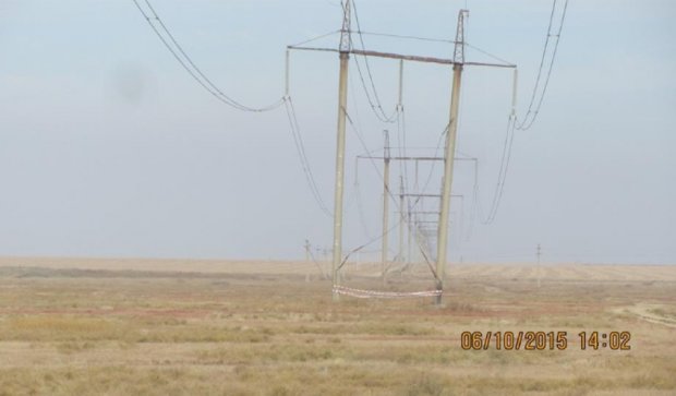 "Укрэнерго" возобновила поставку электроэнергии в Крым