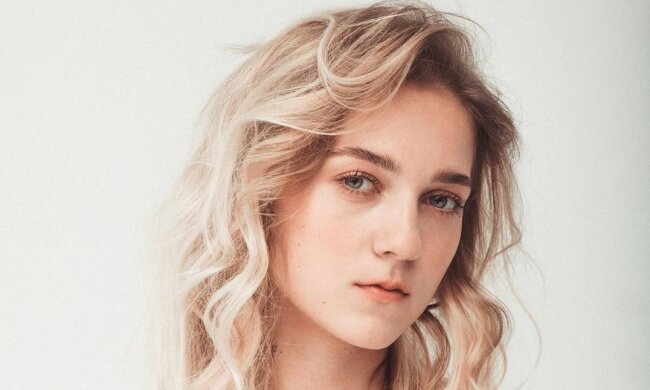 Наташка Горовая, Clutch.ua