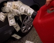 За вихідні бензин подорожчав на 1 гривню