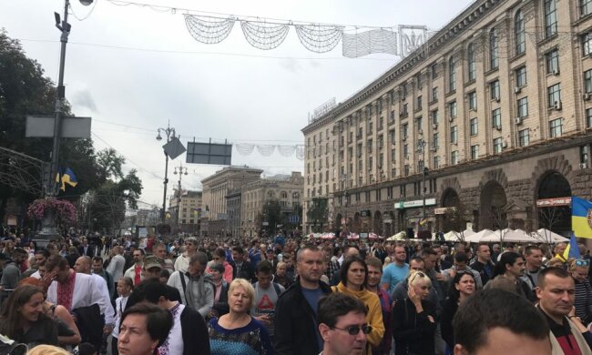 "Я в біді": у Києві за дивних обставин зникла мати двох дітей, від подробиць холоне кров